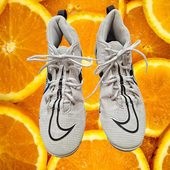 Athletic_Shoes